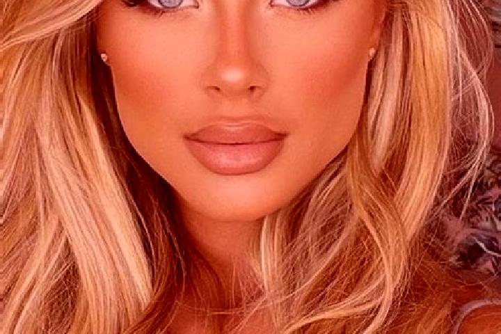 Kinsley, 24, a blonde blue-eyed latina companion based in Saglikli. Offering OWO, Dinner Date, Overnight, A-Level. Available for incall and outcall, overnigh...