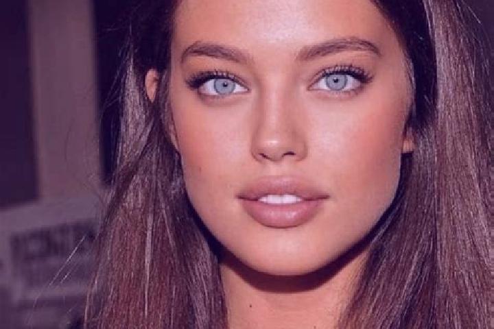 Kinsley, 24, a chestnut brown-eyed mediterranean companion based in Son Sardina. Offering Travel Companion, Party Girl, Dinner Date. Available for incall and...