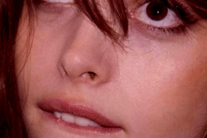 Kinsley, 24, a chestnut dark-eyed slavic companion based in Vaculesti. Offering Prostate Massage, CIM, Erotic Massage, BDSM. Available for incall and outcall...