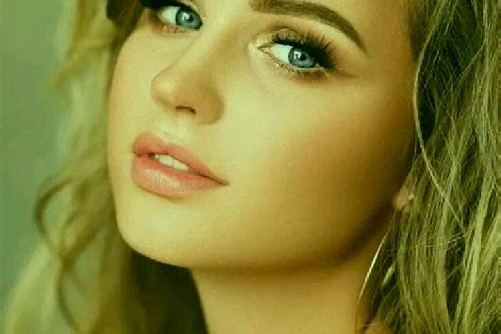 Kinsley, 24, a dark blonde blue-eyed mediterranean companion based in Targen. Offering Dinner Date, Striptease, OWO, Overnight, Travel Companion. Available f...