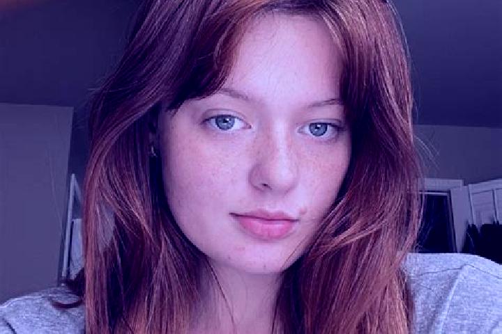 Kinsley, 24, a red grey-eyed european companion based in Wanning. Offering OWO, Massage, Overnight. Available for incall and outcall, overnight bookings avai...