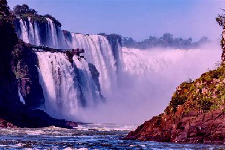 Kinsley, 24 — Escort in Cruzeiro do Iguacu, Brazil