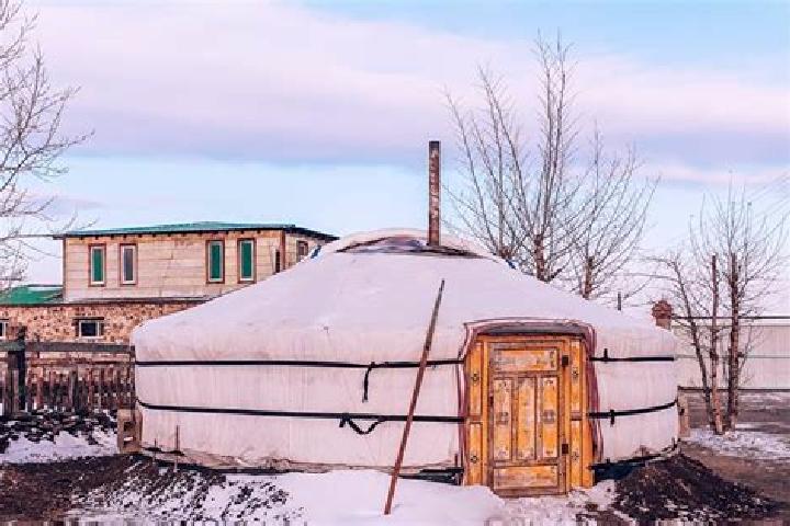 Kinsley, 24 — Escort in Duba-Yurt, Russia