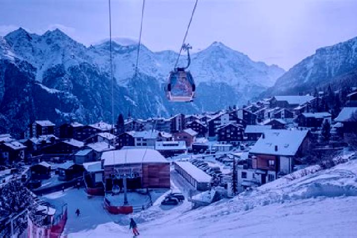 Kinsley, 24 — Escort in Grachen, Switzerland