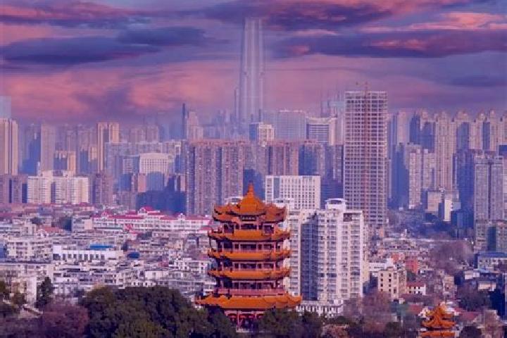 Kinsley, 24 — Escort in Hongtu, China