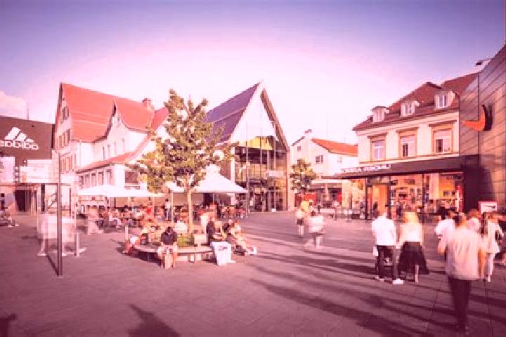 Kinsley, 24 — Escort in Metzingen, Germany