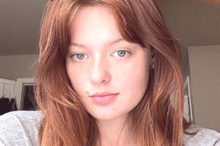 Kinsley, 25, a auburn grey-eyed caucasian companion based in Werekela. Offering Domination, Prostate Massage, 69, Deep French Kissing. Available for incall a...