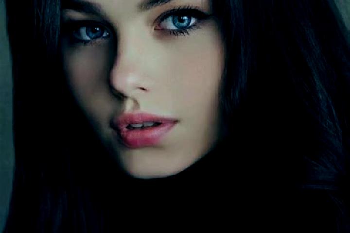 Kinsley, 25, a black dark-eyed slavic companion based in Allonzier-la-Caille. Offering OWO, BDSM, Roleplay, Party Girl. Available for incall and outcall, day...