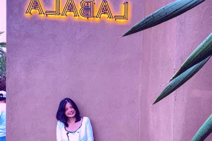 Kinsley, 25 — Escort in Labala, Indonesia