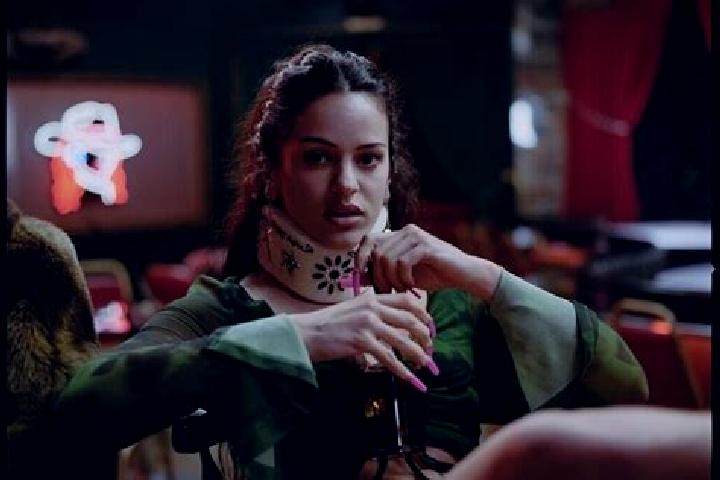 Kinsley, 26, a auburn grey-eyed latina companion based in Madie. Offering Travel Companion, Duos, GFE, BDSM. Available for incall and outcall, overnight book...