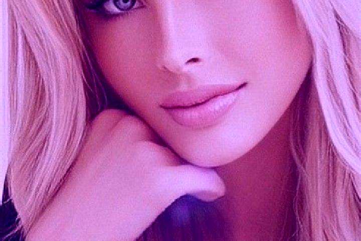 Kinsley, 26, a dark blonde blue-eyed caucasian companion based in Tara. Offering Dinner Date, Party Girl, Duos. Available for incall and outcall, day and eve...