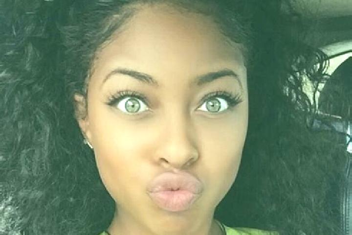 Kinsley, 26, a dark blonde green-eyed ebony companion based in Logron. Offering A-Level, Prostate Massage, Deep French Kissing, 69, Party Girl. Available for...