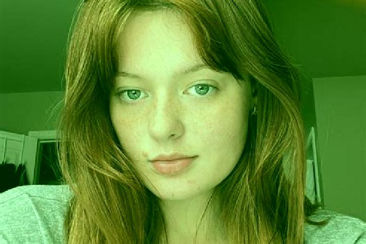 Kinsley, 26, a red dark-eyed slavic companion based in Roiate. Offering Massage, GFE, CIM. Available for incall and outcall, day and evening dates.
