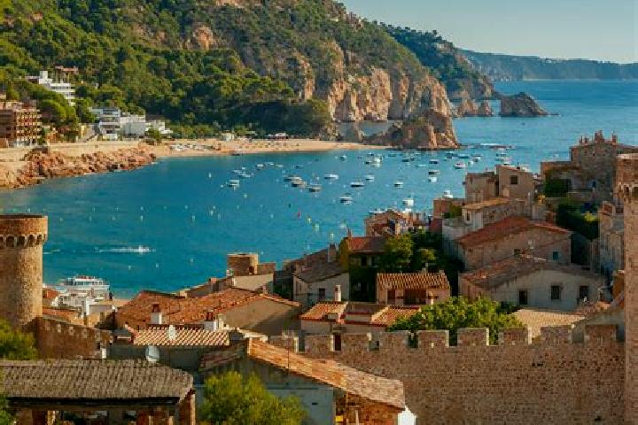 Kinsley, 26 — Escort in Quintanavides, Spain