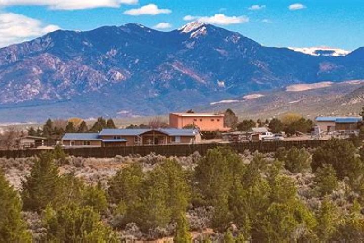 Kinsley, 26 — Escort in Ranchos de Taos, United States