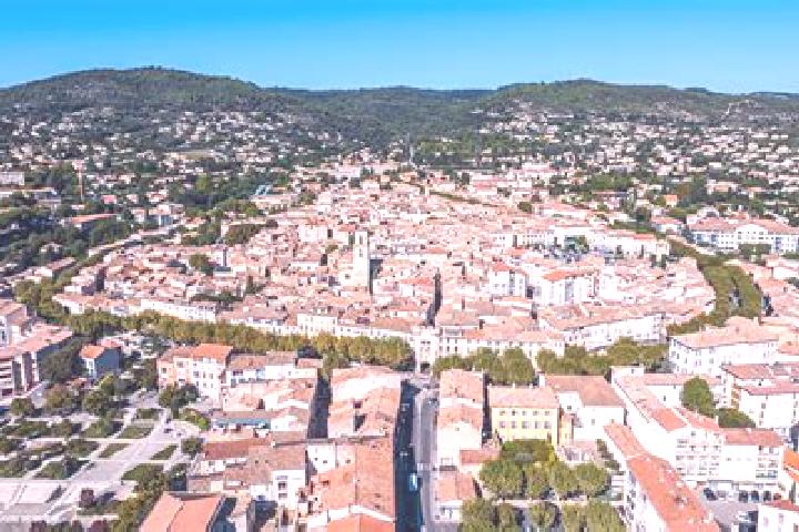Kinsley, 26 — Escort in Salon-de-Provence, France