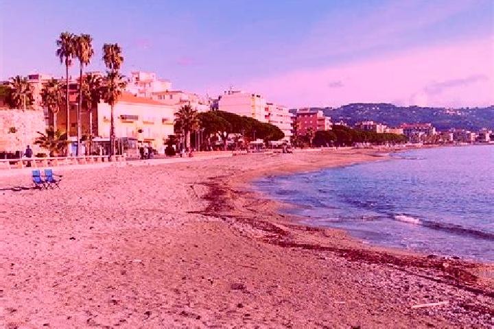 Kinsley, 26 — Escort in San Bartolomeo al Mare, Italy