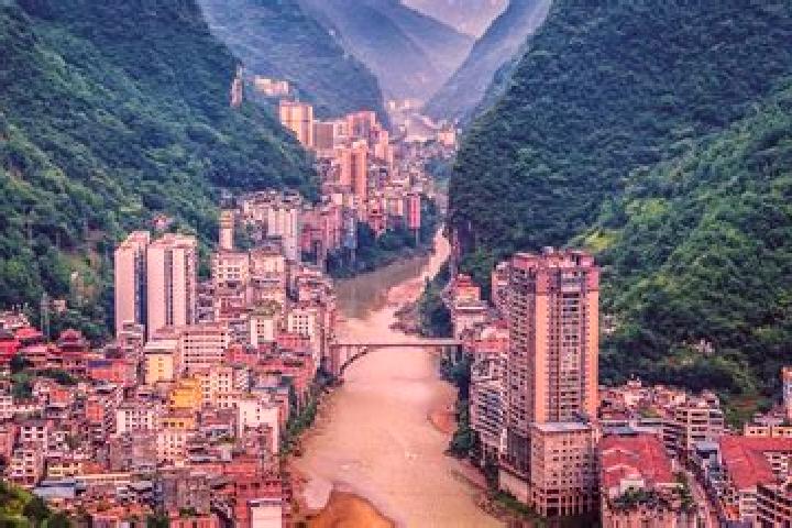 Kinsley, 26 — Escort in Zhaotong, China