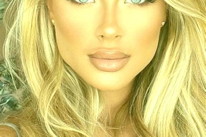 Kinsley, 27, a blonde hazel-eyed latina companion based in Aratiba. Offering Overnight, Fetish, OWO. Available for incall and outcall, day and evening dates.