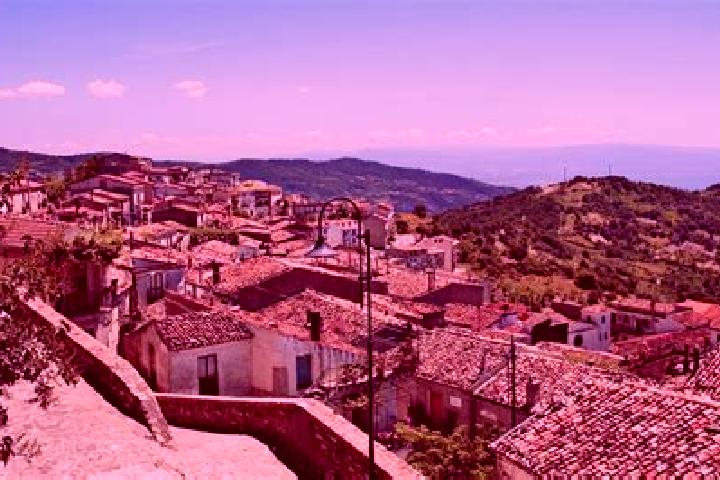 Kinsley, 27 — Escort in Albidona, Italy