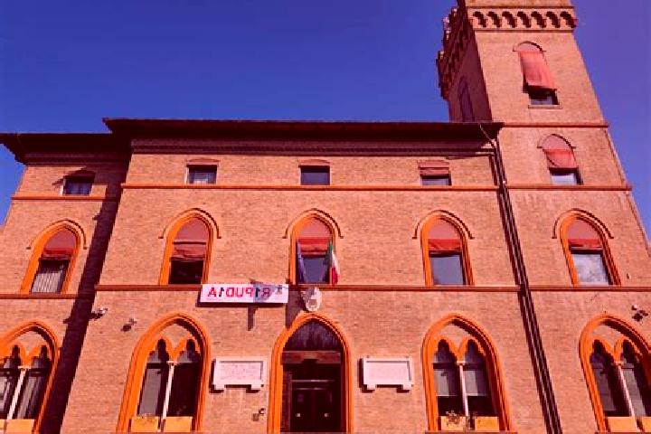 Kinsley, 27 — Escort in Anzola d Ossola, Italy