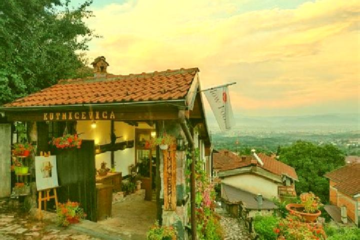 Kinsley, 27 — Escort in Golemo Konjari, North Macedonia