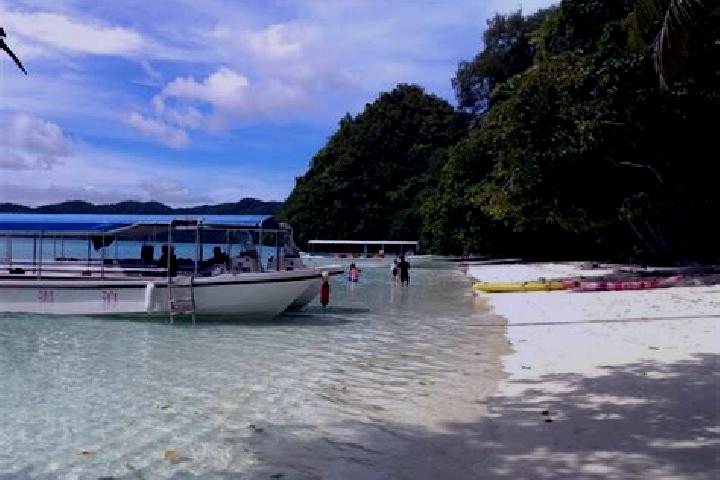 Kinsley, 27 — Escort in Ngerbeched Hamlet, Palau