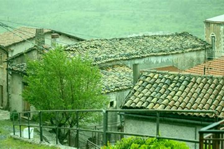 Kinsley, 27 — Escort in Ortona dei Marsi, Italy