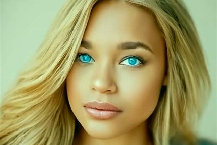 Kinsley, 28, a blonde blue-eyed latina companion based in Vizzini. Offering OWO, Deep French Kissing, A-Level, Duos, Erotic Massage. Available for incall and...