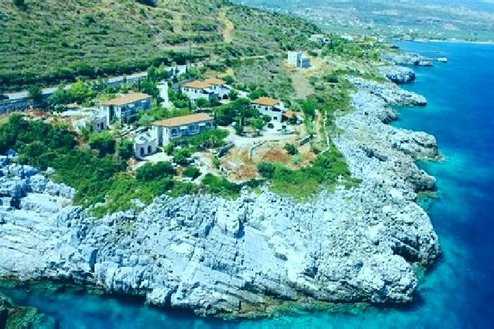 Kinsley, 28 — Escort in Agios Dimitrios Kropias, Greece