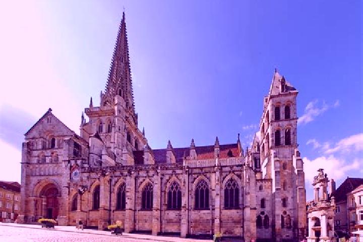 Kinsley, 28 — Escort in Autun, France