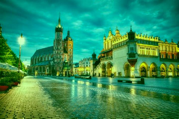 Kinsley, 28 — Escort in Dojazdow, Poland