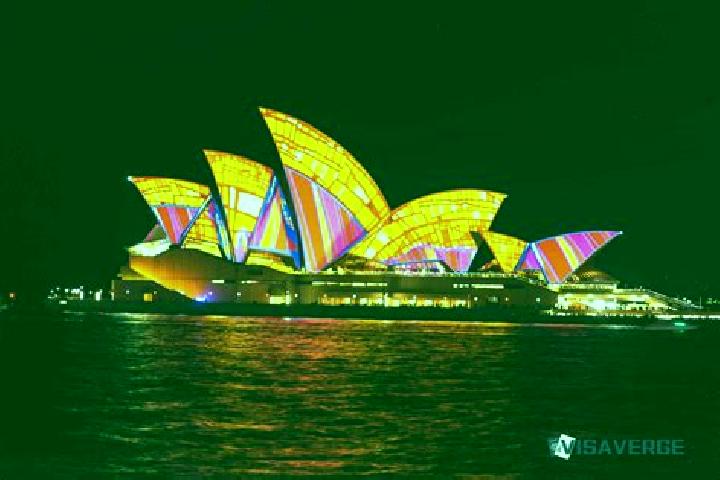 Kinsley, 28 — Escort in Heywood, Australia