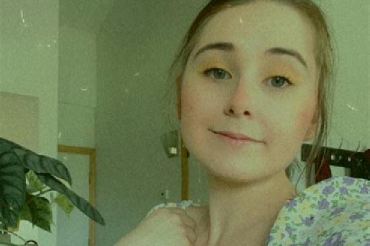 Kinsley, 28 — Escort in Lorenz Park, United States