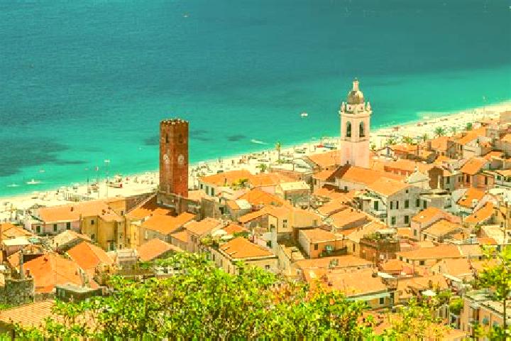 Kinsley, 28 — Escort in Mele, Italy