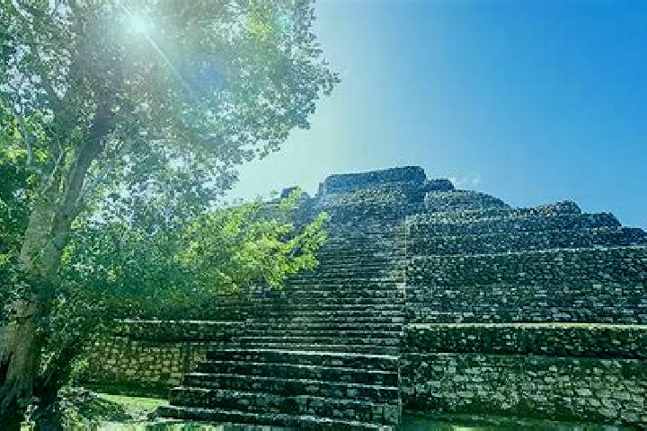 Kinsley, 28 — Escort in Monte Obscuro, Mexico