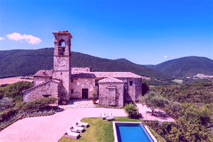 Kinsley, 28 — Escort in Villa del Conte, Italy