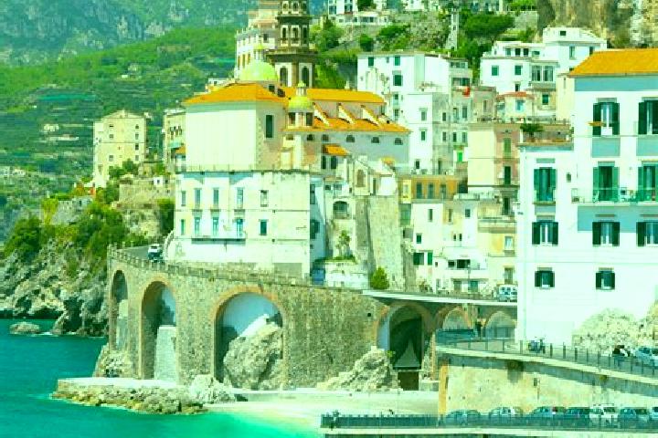 Kinsley, 29 — Escort in Arnad, Italy