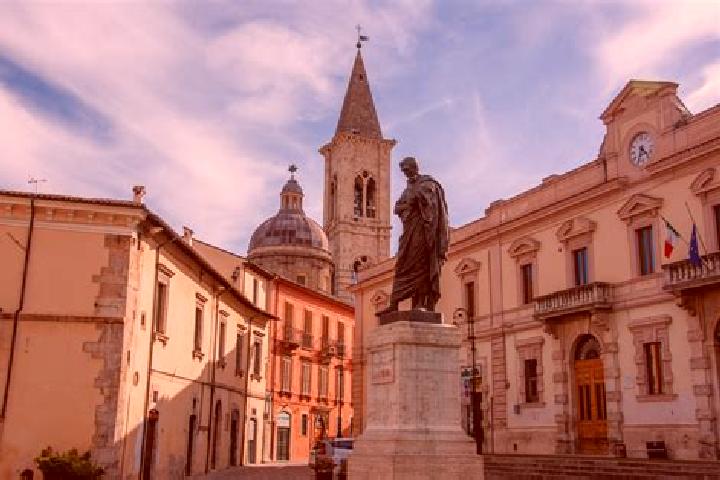 Kinsley, 29 — Escort in Civitella Messer Raimondo, Italy