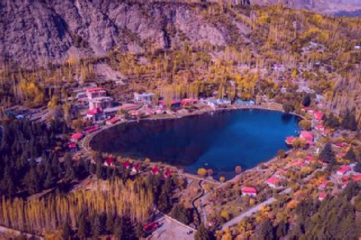 Kinsley, 29 — Escort in Ghauspur, Pakistan