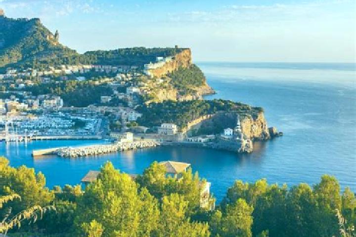 Kinsley, 29 — Escort in Port de Soller, Spain