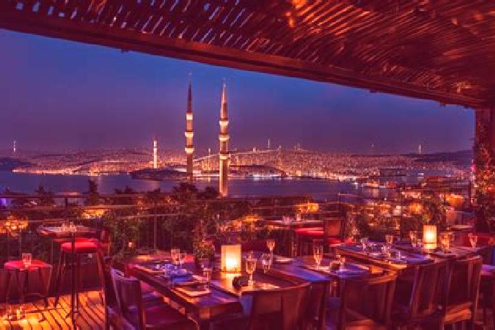 Kinsley, 29 — Escort in Salipazari, Turkey