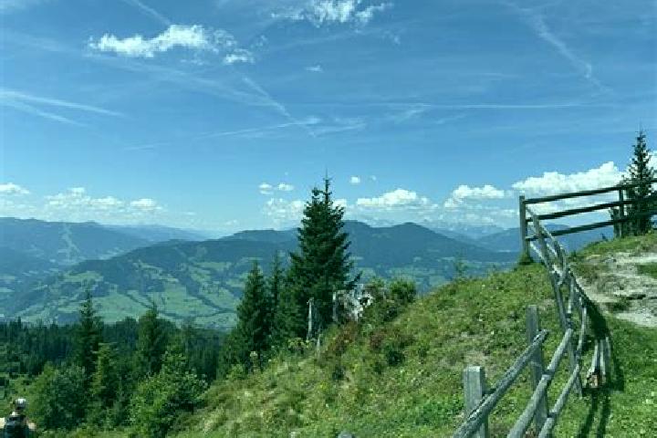 Kinsley, 29 — Escort in Schwarzach, Austria