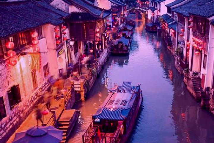 Kinsley, 29 — Escort in Suizhou, China