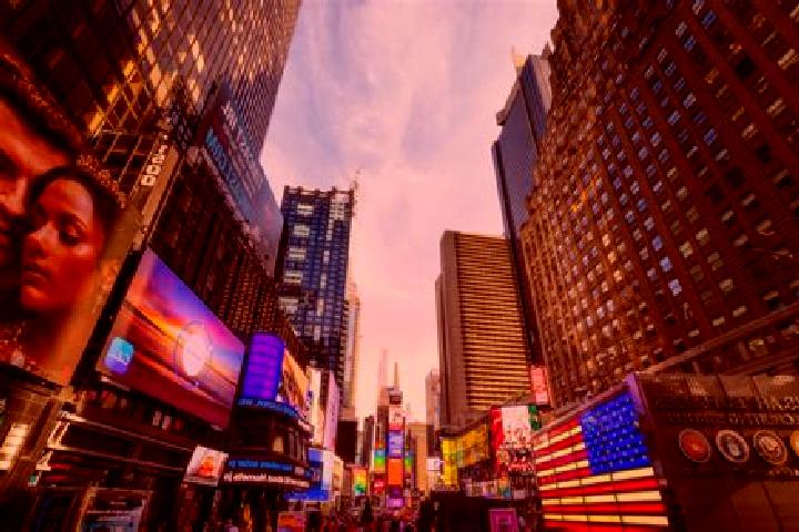 Kinsley, 29 — Escort in Times Square, United States