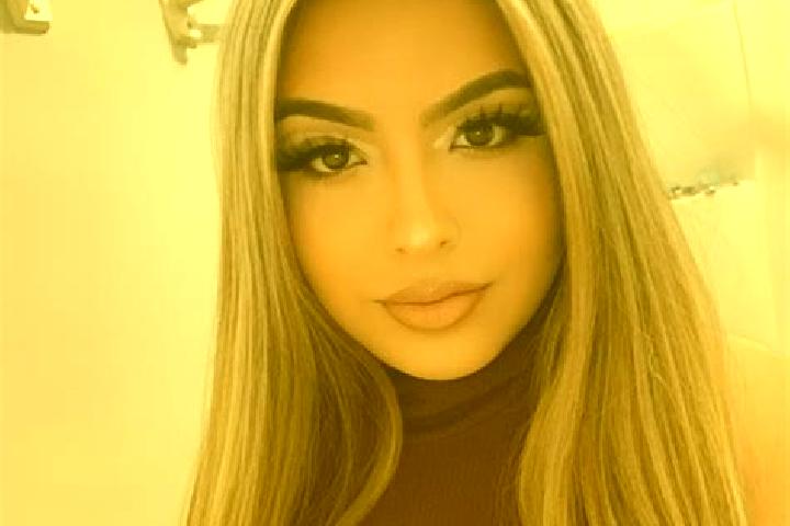 Kinsley, 30, a blonde amber-eyed latina companion based in Storrs. Offering Fetish, Roleplay, Massage, 69. Available for incall and outcall, day and evening ...
