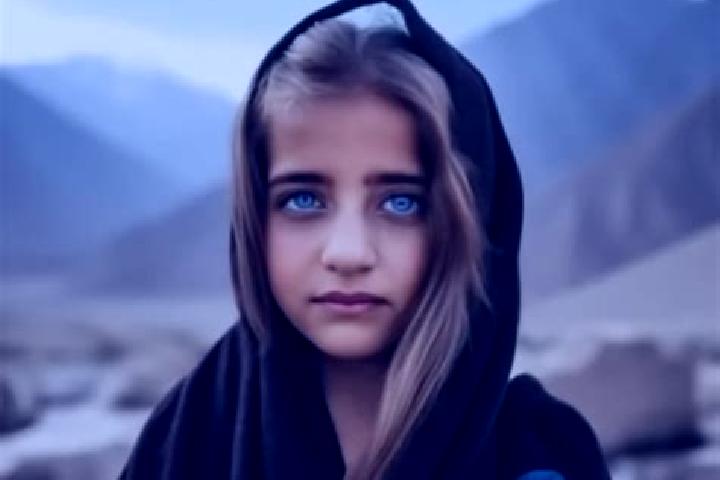 Kinsley, 30, a blonde brown-eyed middle eastern companion based in Kortemark. Offering Roleplay, Prostate Massage, BDSM. Available for incall and outcall, ov...