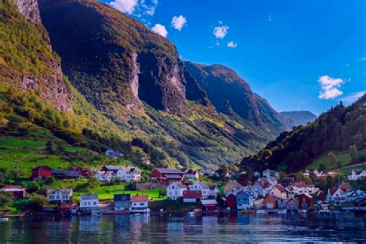 Kinsley, 30 — Escort in Frydenberg, Norway