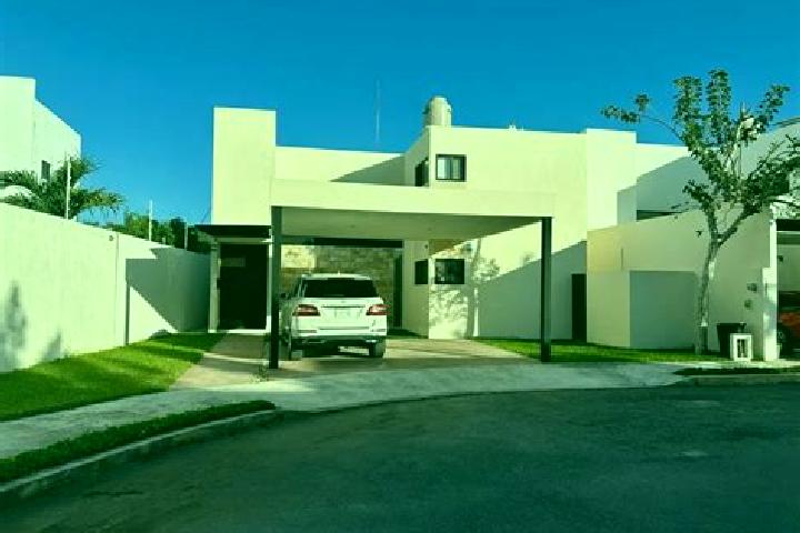 Kinsley, 30 — Escort in Gaviotas Sur (El Cedral), Mexico