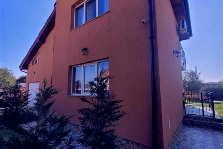 Kinsley, 30 — Escort in Lazuri de Beius, Romania